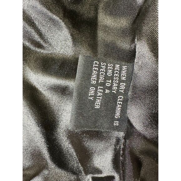 Wilson Leather Maxima Women's Leather Vest Christian Motorcycle Assoc Logo SZ M - Picture 9 of 9